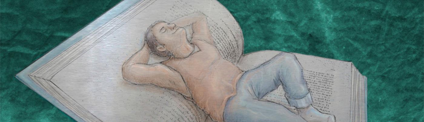 detalle adulto acostado encima de un libro