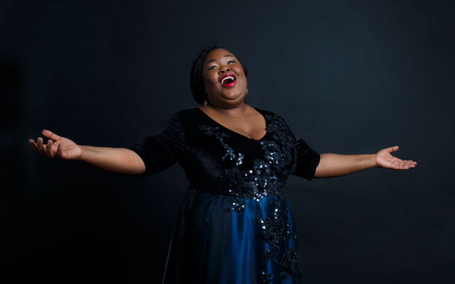 Betty Garcés (Colombia), soprano