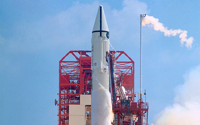 Cohete espacial:  The Atlas-Centaur 10