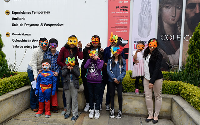 Taller de máscaras para familias en los Museos del Banco de la República