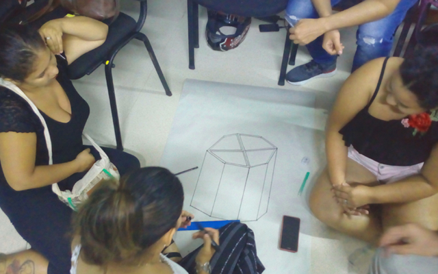 Taller de tecnología creativa en Honda