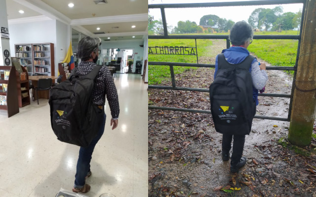 Maestra Lucia Palacios, solicitando la maleta viajera en el Centro Cultural de Florencia.