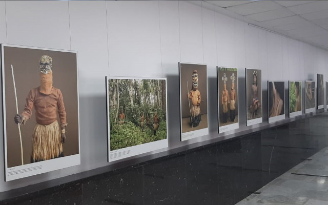 Exposición Pinturas y retratos de los indígenas colombianos en el Centro Cultural de Sincelejo.