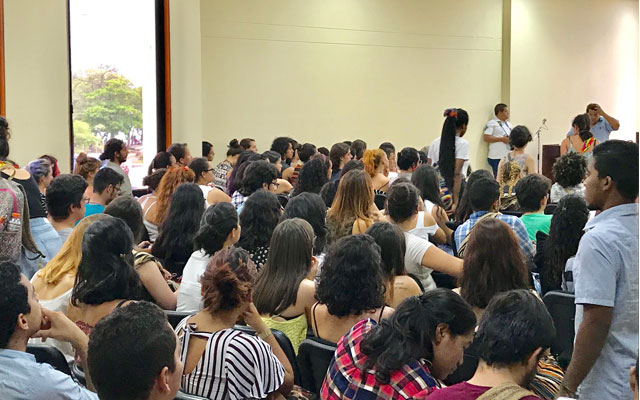 Coloquio sobre la masacre de las bananeras