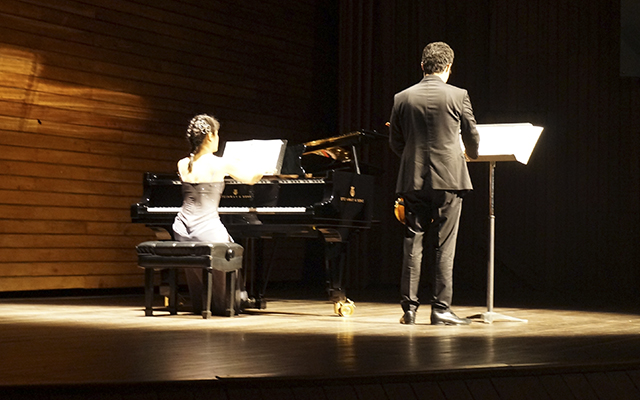 Concierto de la pianista Kate Lim y el violista Raúl García en Bucaramanga.