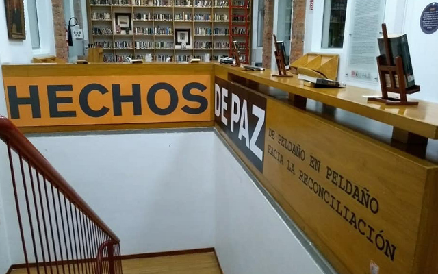 Exposición Hechos de paz en la Biblioteca Bicentenario de Cali