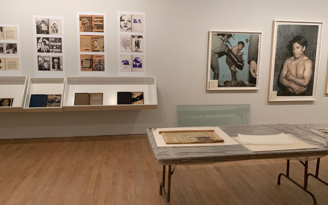 Exposición Periódicos de ayer en el MAMU, 2021.