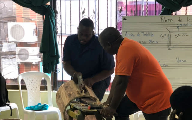Taller de Luthier en Quibdó 