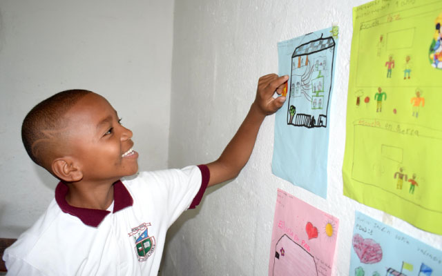 Parte del proyecto de investigación titulado CONPAZ: Paso(s) y Ritmo(s) de Paz en Escuelas Rurales, financiado por el Instituto Colombo-Alemán para la Paz-CAPAZ.