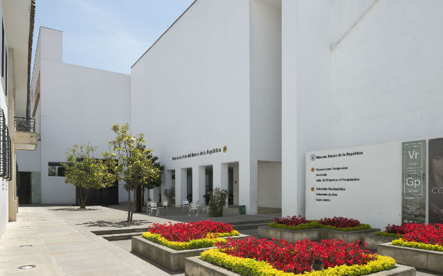 Fachada del MAMU