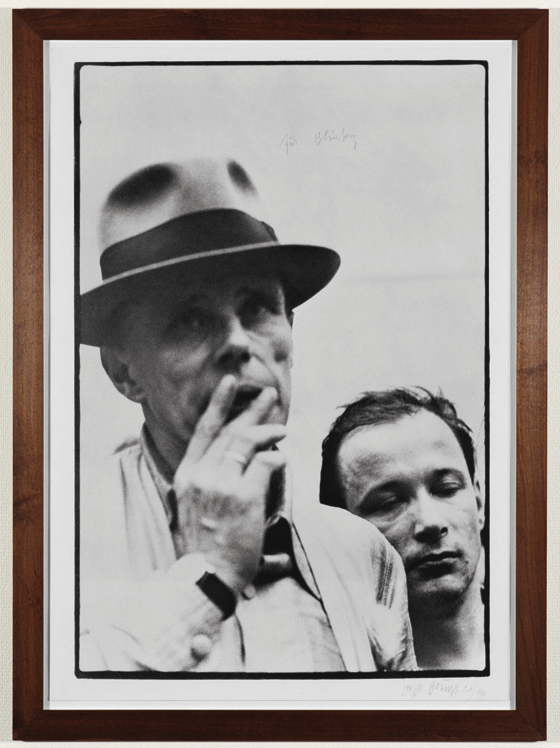 1986: Morria o artista alemão Joseph Beuys - Jornal Grande Bahia (JGB)