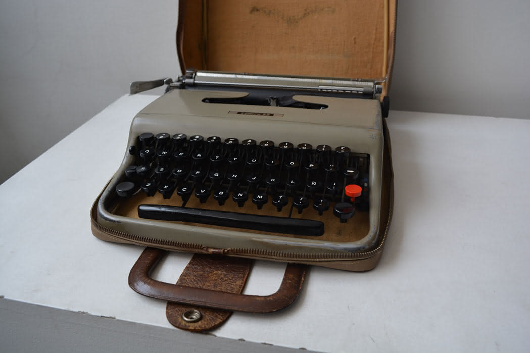 Máquina de escribir personal de Rogelio Echavarría