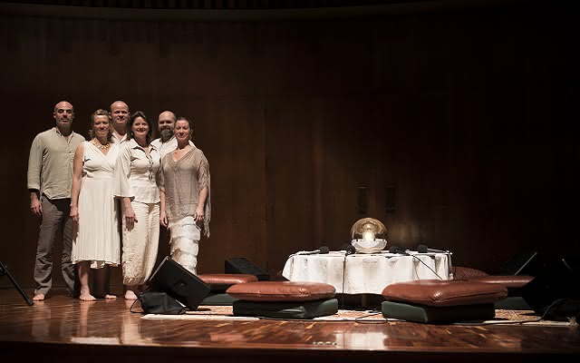 Theather of voices concert en la Sala de Conciertos de la Biblioteca Luis Ángel Arango