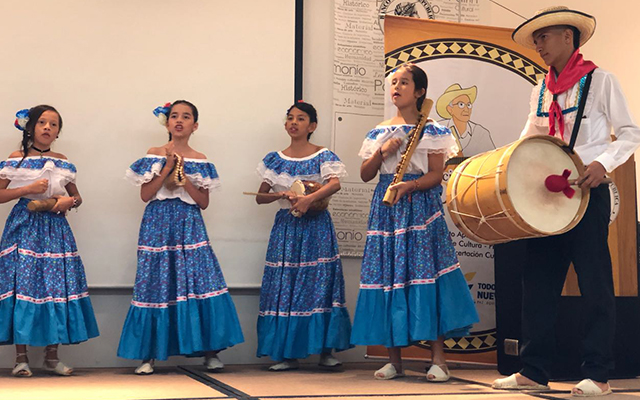 Homenaje al rajaleña