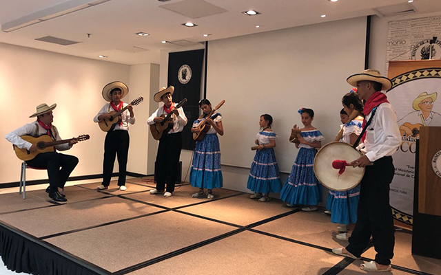 Homenaje al rajaleña