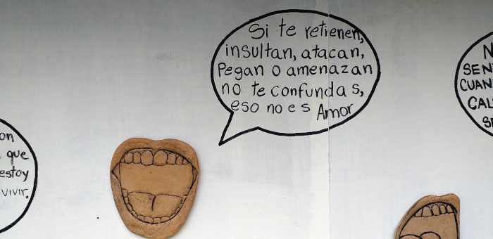 Diálogos entre paredes obra de Tania Beltrán