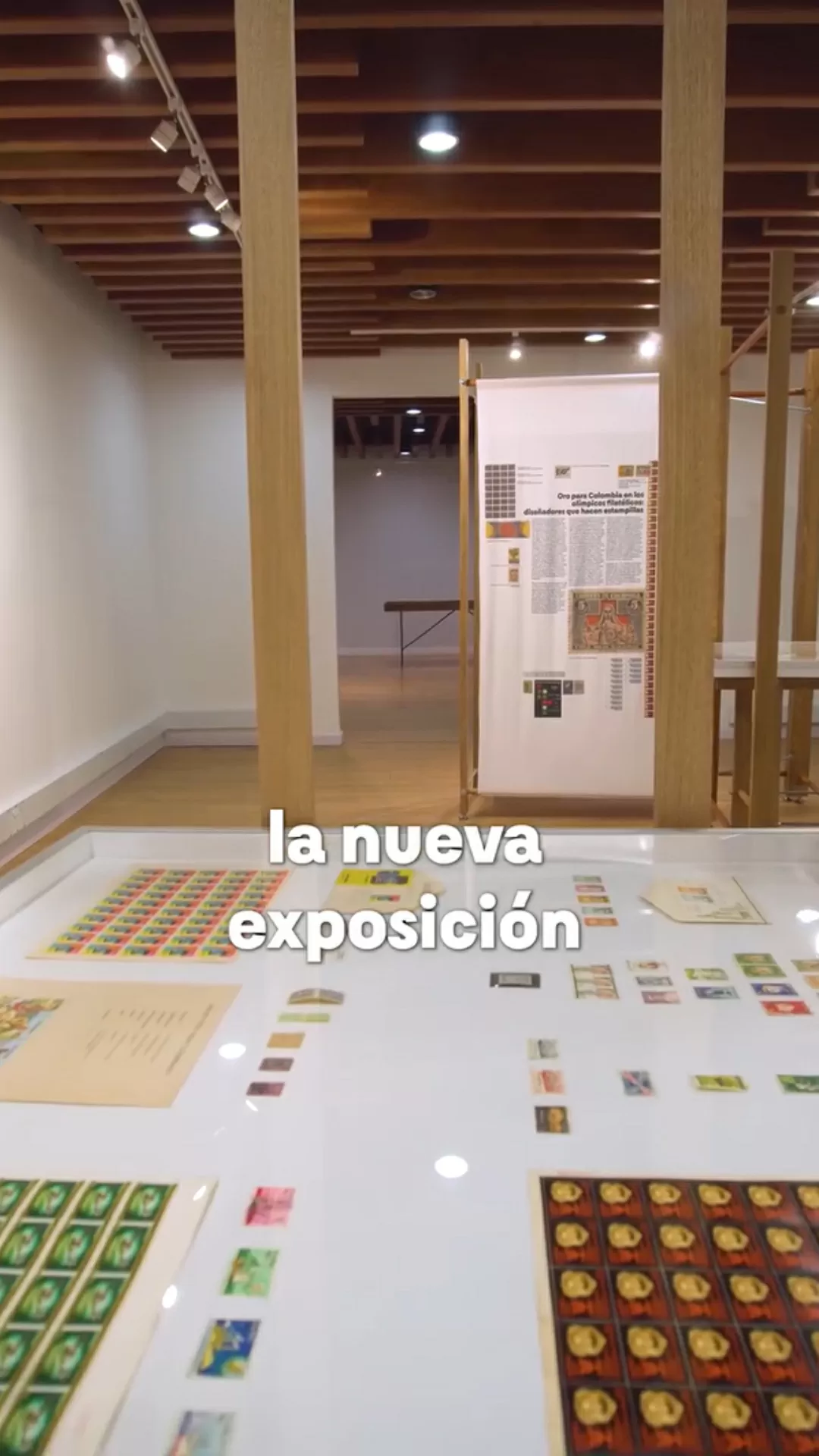 Fotografía de algunas estampillas de la colección filatélica 