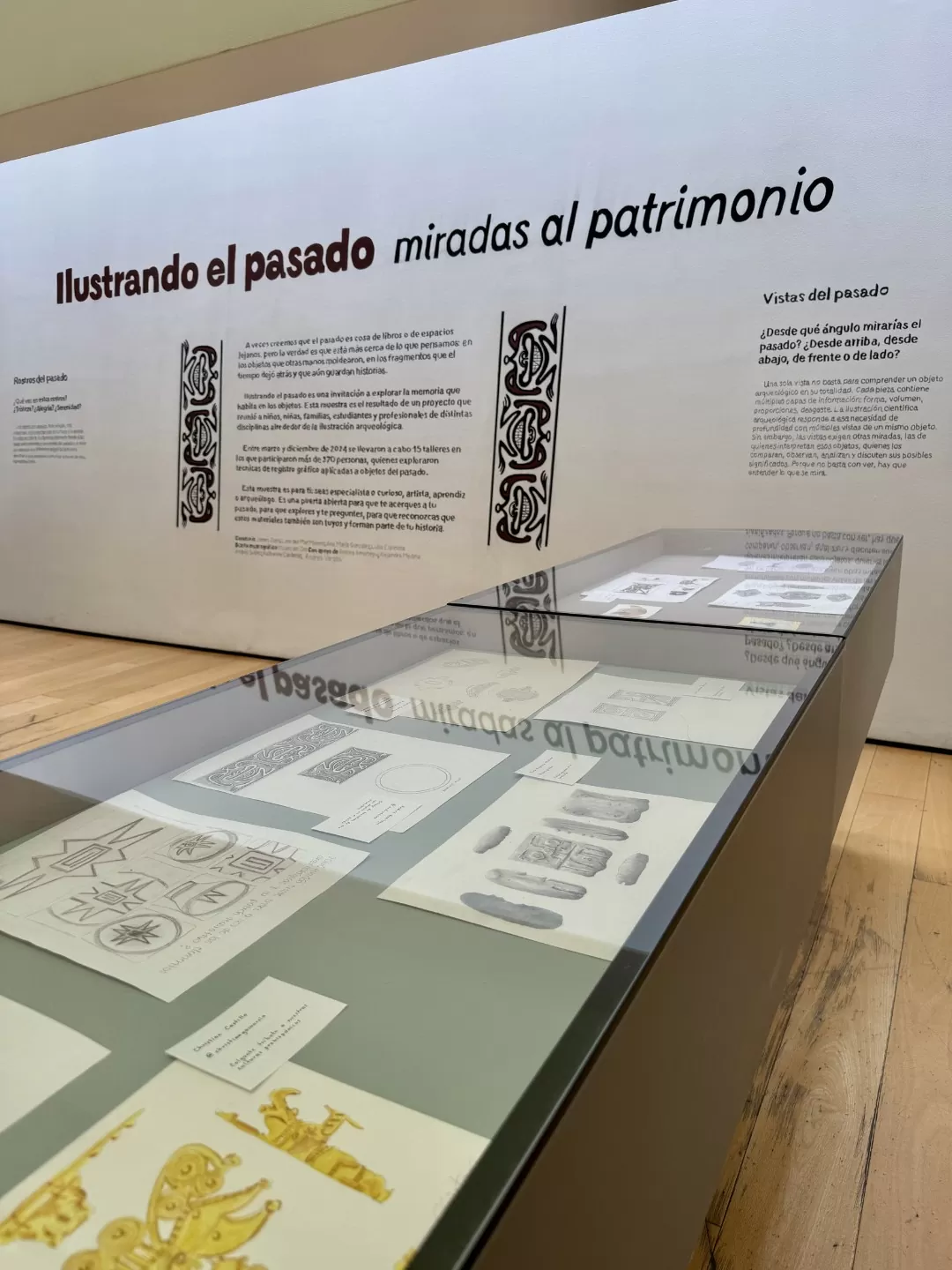 Exposición "Ilustrando el pasado: miradas al patrimonio" en el Museo del Oro de Bogotá.