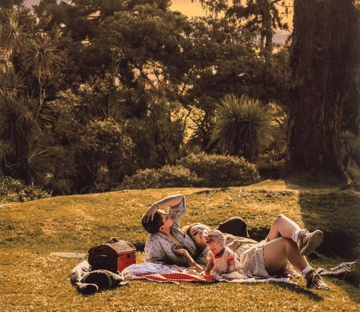 'Lulu, Max y Luchis de picnic' (2019), de Manu Mojito (Bogotá, 1988) 