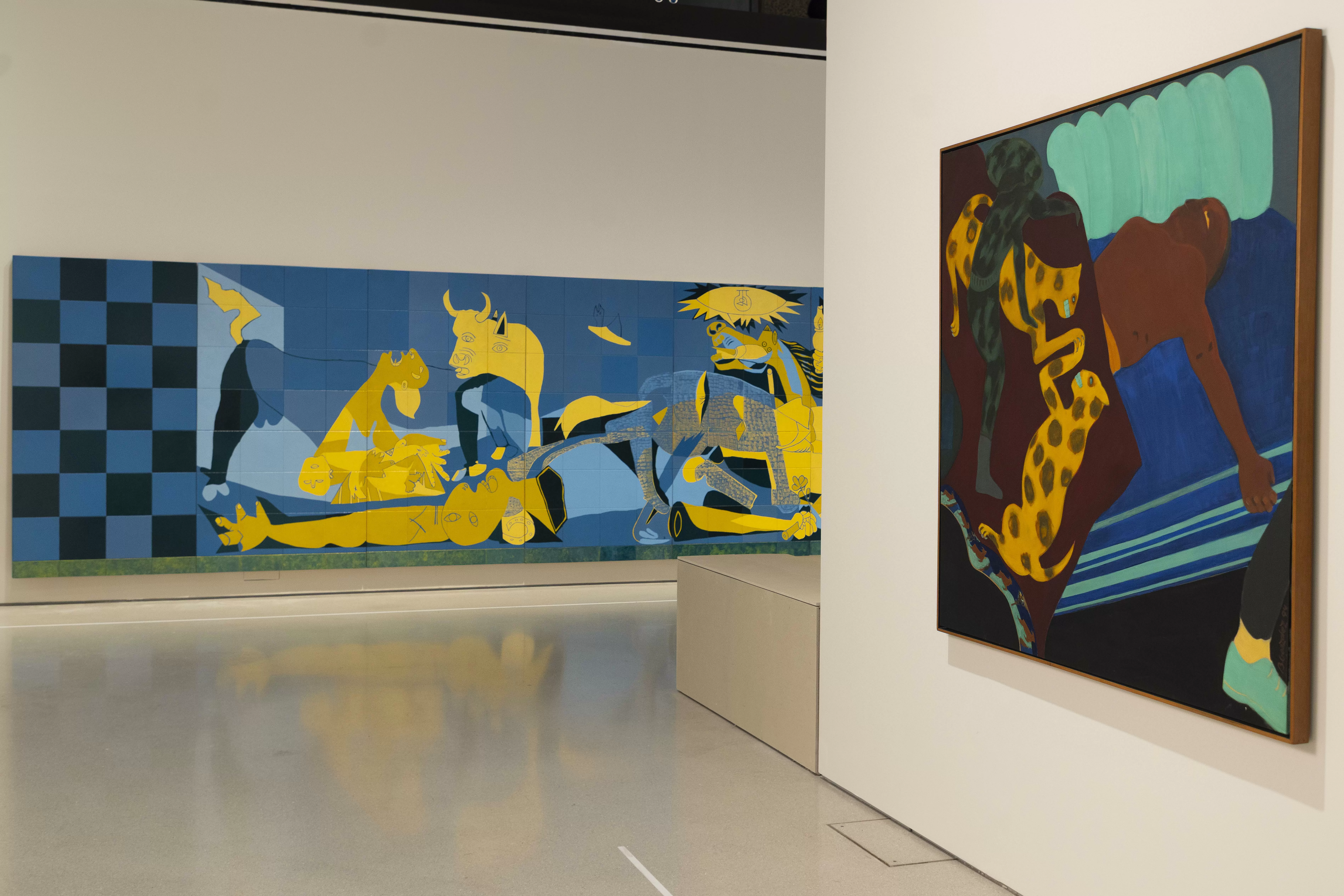 Vista de instalación. Beatriz González en el Barbican. Barbican Art Gallery. David Parry.