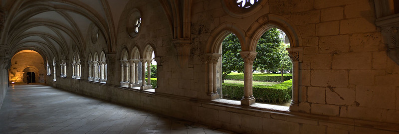 Abadía de Santa María de Alcobaça, Portugal, patrimonio de la humanidad. Foto de Syvwlch en Flickr. 