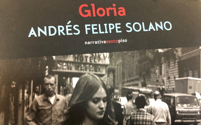 Detalle del libro Gloria de Andrés Felipe Solano 