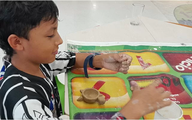 Taller de arcilla para niños