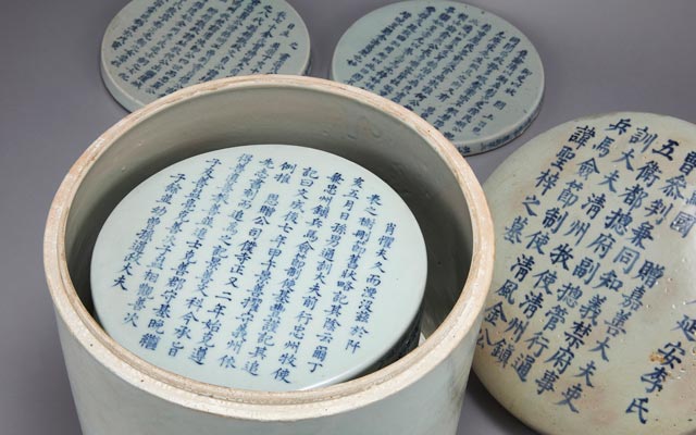 Tabletas funerarias.