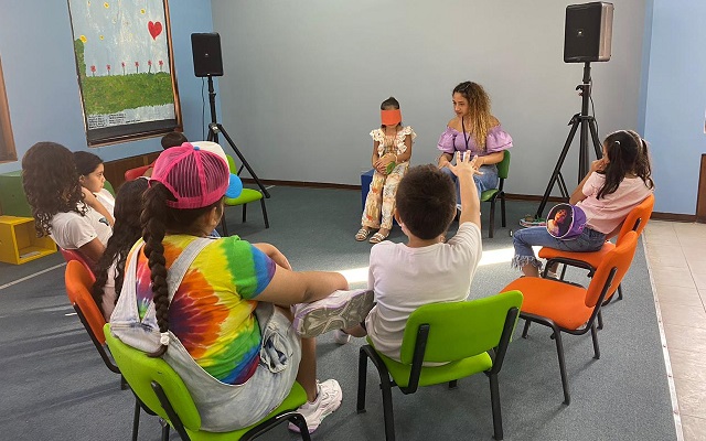 Taller de niños en la Sala Infantil del Centro Cultural Santa Marta