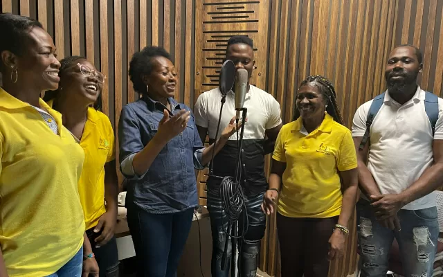 Sala de prácticas musicales en el Centro Cultural del Banco de la República en Buenaventura.