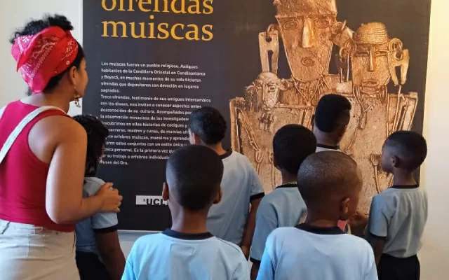 Sala de exposiciones en el Centro Cultural del Banco de la República en Buenaventura.