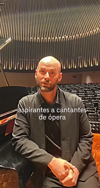 Colin Brush director del Butler Studio de la Houston Grand Opera.