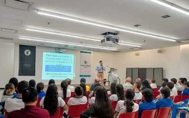 Conferencia Historia Neiva 640x400