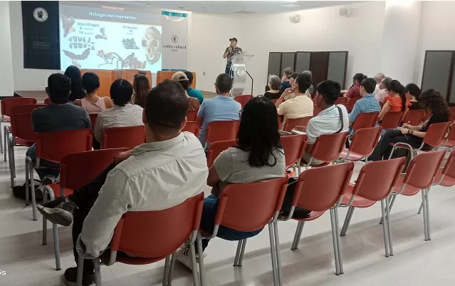 Conferencia Museo Paleontológico 640x400