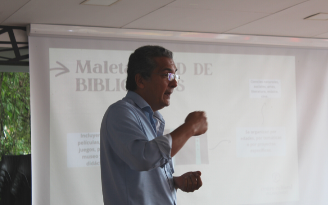 Charla de servicios y programación cultural 