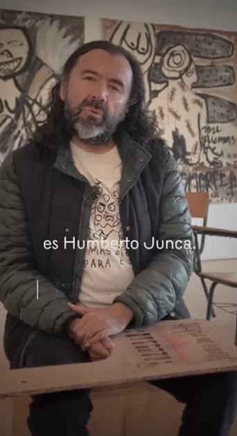 Humberto Junca, artista presente en la exposición Digna Rabia del MAMU, 2026.
