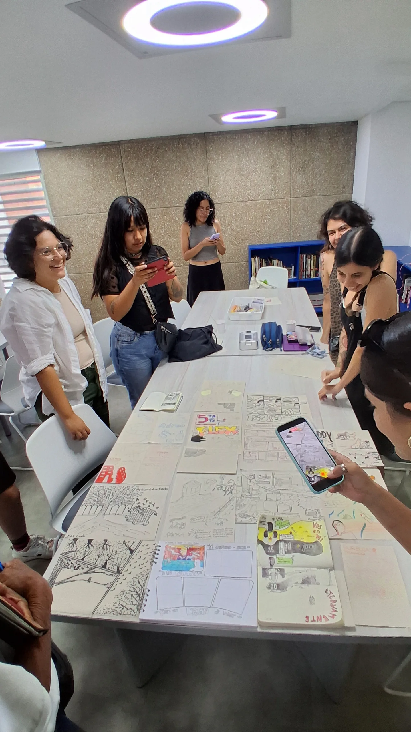 Foto encuentro de interculturalidad gráfica 