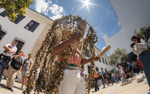 Inauguración de la exposición Sembrar la duda: Indicios sobre las representaciones indígenas en Colombia, 2023.