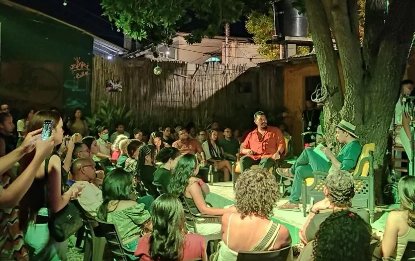 Noche de historias