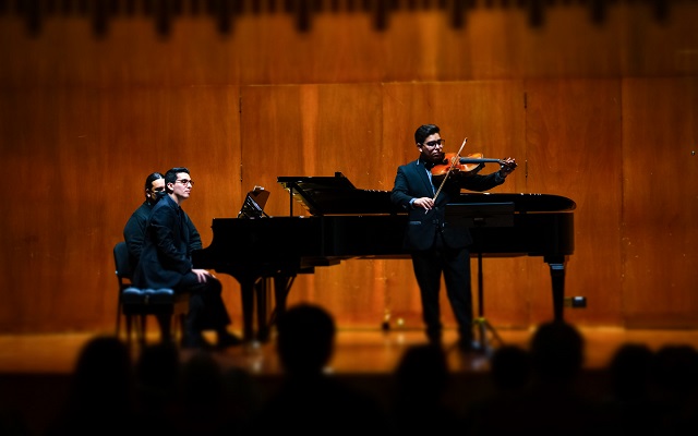 Foto del concierto del violista Julián Camilo Lerma (Colombia) - Temporada Nacional de Conciertos 2022