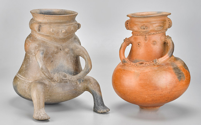 Vasijas antropomorfas femeninas.