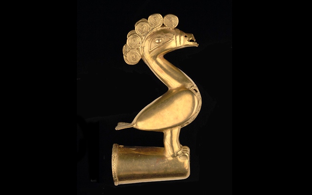 Remate en forma de ibis.