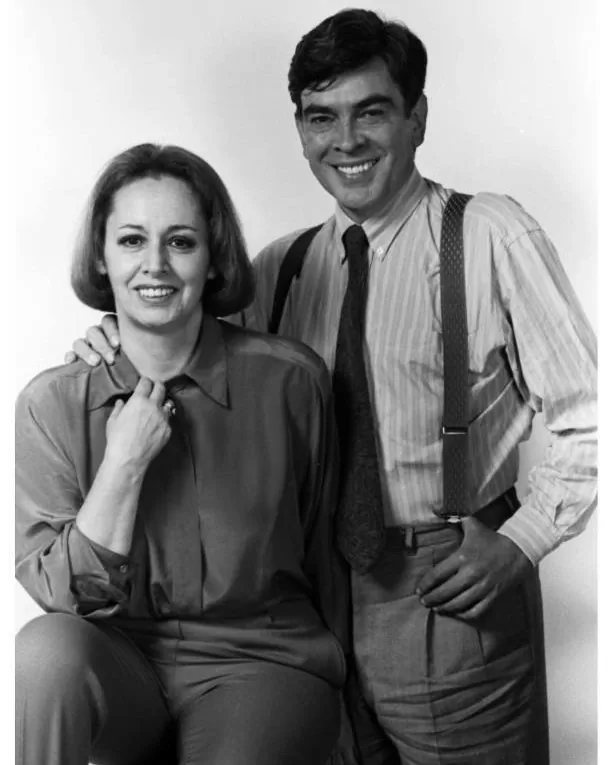 Fotografía de Maruja Pachón, tras ser liberada del cautiverio, junto a su esposo Alberto Villamizar