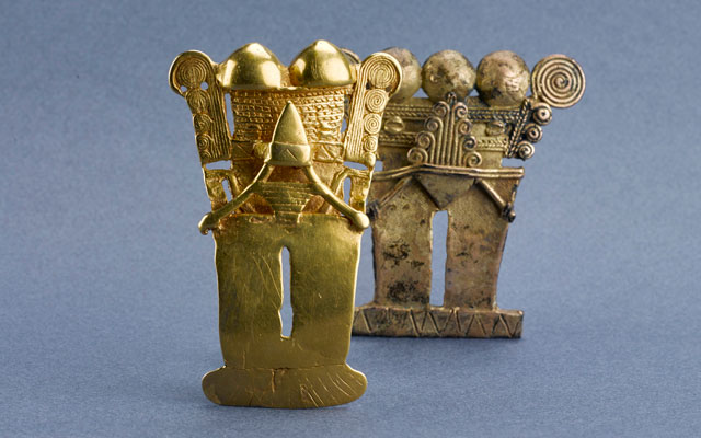 Colgantes esquematizados.