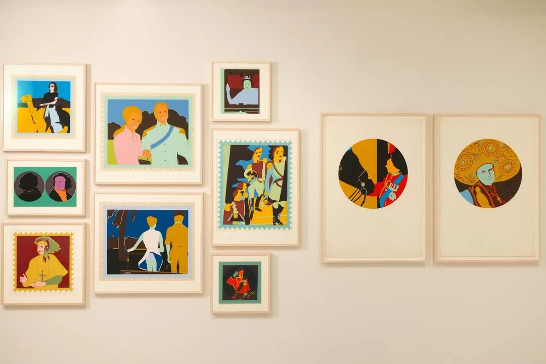 Fotografía de las obras de Beatriz González en el Barbican Centre