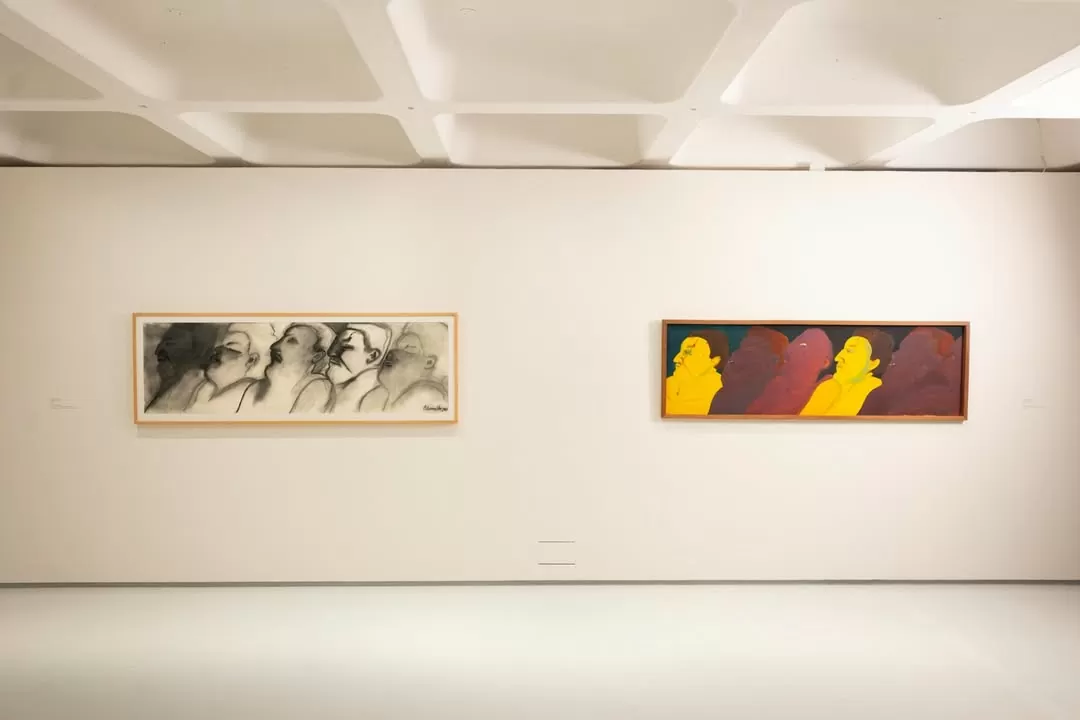 Fotografía de las obras de Beatriz González en el Barbican Centre