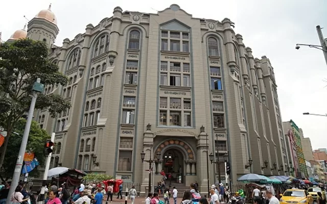 Palacio Nacional Medellín - Sebastián Kroes