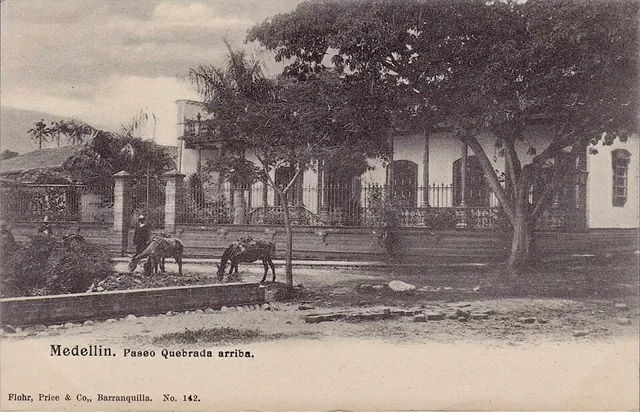 Tarjeta postal Paseo Quebrada Arriba, Medellín. Colombia.