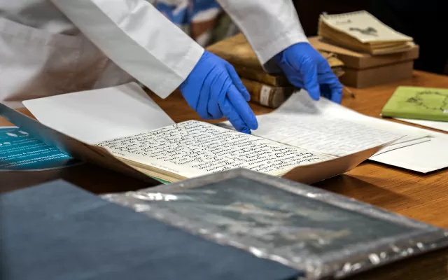 Sala de libros raros y manuscritos de la Biblioteca Luis Ángel Arango BLAA, 2025.