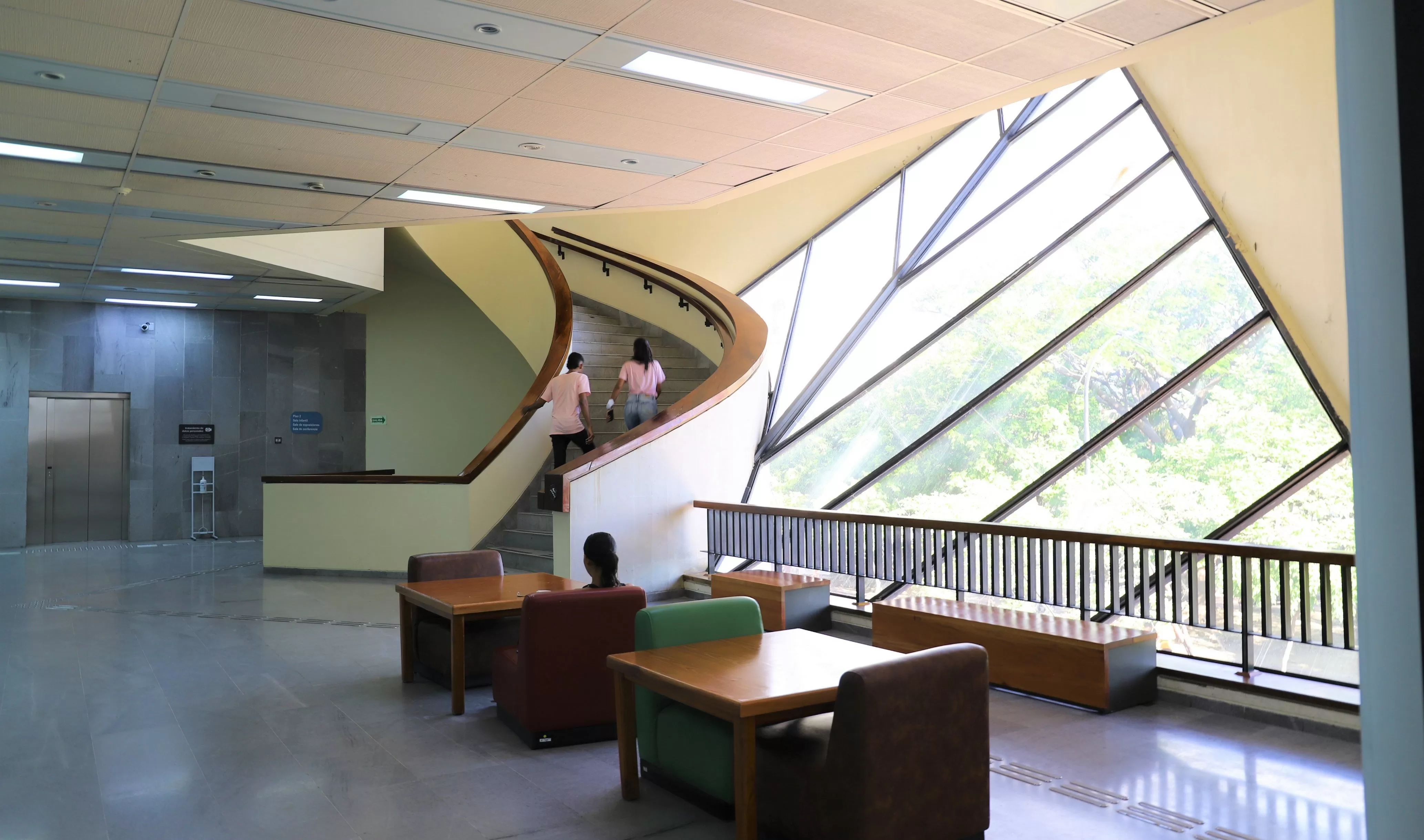 Fotografía Salón Múltiple del Centro Cultural de Santa Marta